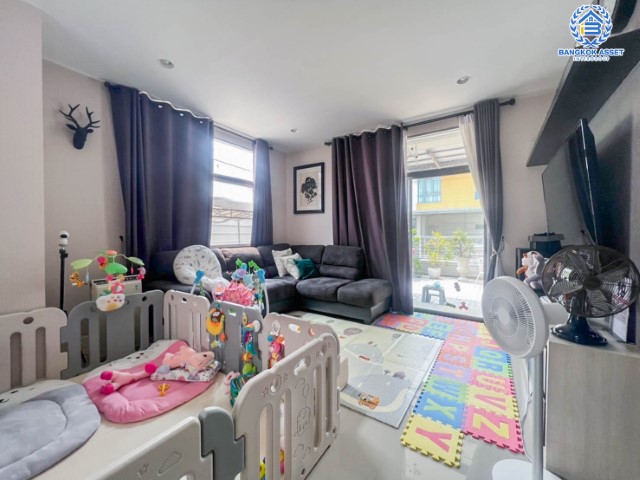 *****บ้านเดี่ยวมือสองย่านนนทบุรี ม.เพอร์เฟคเพลส รัตนาธิเบศร์ เฟส3 หลังมุม! เนื้อที่มากถึง 58.20 ตร.ว. ฟังก์ชัน 3 ห้องนอน 3 ห้องน้ำ 2 ที่จอดรถ สภาพบ้านสวย ตกแต่งใหม่พร้อมอยู่ บนทำเลดี การเดินทางสะดวกสบ่ย ใกล้เซ็นทรัลรัตนาธิเบศร์, ทางด่วน "งามวงศ์วาน" และรถไฟฟ้าสายสีม่วง "สถานีไทรม้า"